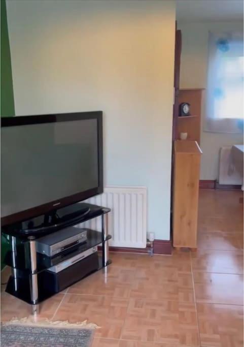 Annie Dee'S Guest Accommodation Ballygowan Buitenkant foto